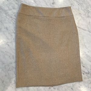 Burberry tweed skirt